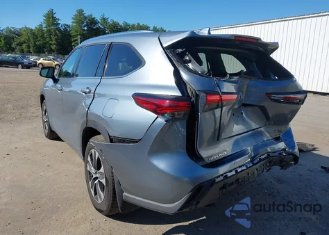 2021 Toyota Highlander Xle из США, поврежденный, VIN 5TDGZRBHXMS068966